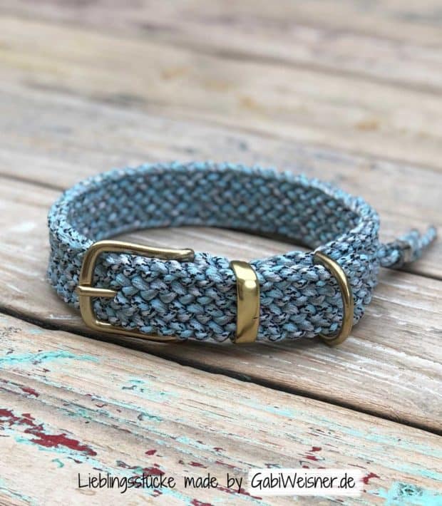 Hundehalsband mit Messingbeschlag, 3 cm breit und stufenlos verstellbar