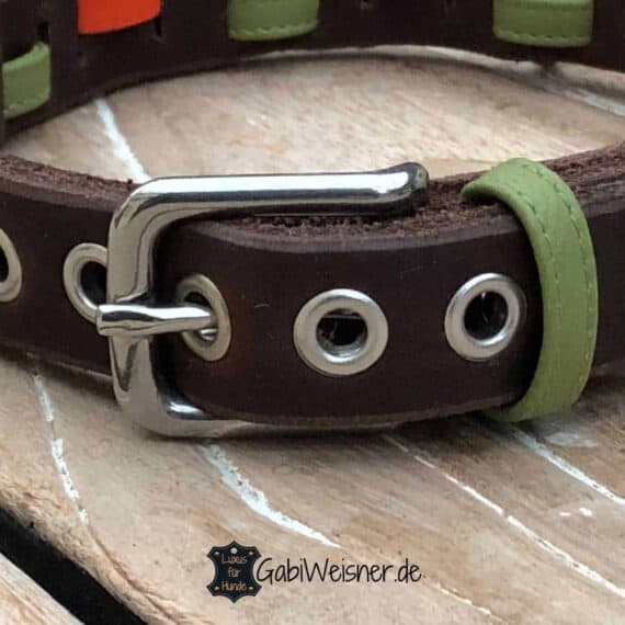 Hundehalsband Leder 2 cm breit. Bestückt mit Edelstahl oder Messing