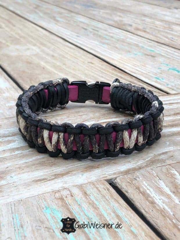Hundehalsband aus Leder, 25 mm breit, Schlangenleder-Prägung auf Pink