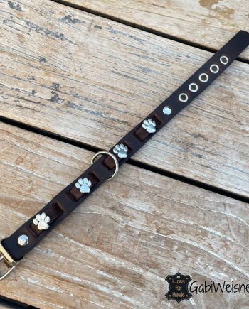 Halsband aus Leder für kleine Hunde. 2 cm breit.