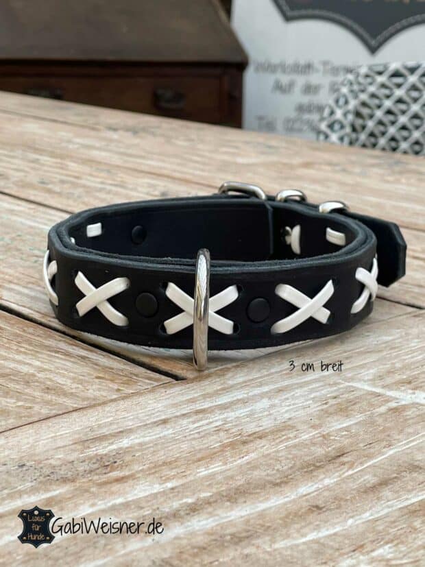 Hundehalsband mit Kreuz. Dickes weiches Leder 3 cm breit. Dekoriert mit Kreuzen aus Lackband in den zur Auswahl stehen Farben.