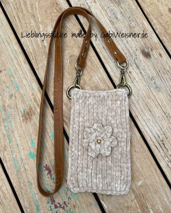 Handytasche zum Umhängen, Garn BUNNY mit Blume