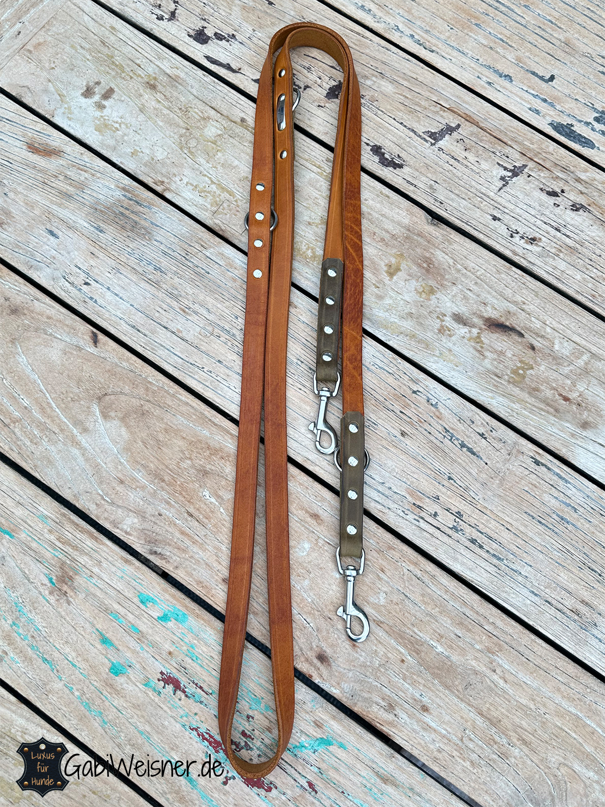 Hundeleine aus Leder 2 cm breit 240 cm lang. Leder in Cognac + Olive