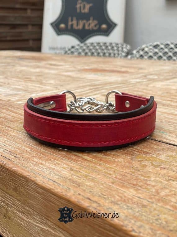 Hundehalsband mit Zugstopp-Kette. Zwei Lagen dickes weiches Leder in den zur Auswahl stehenden Farben.