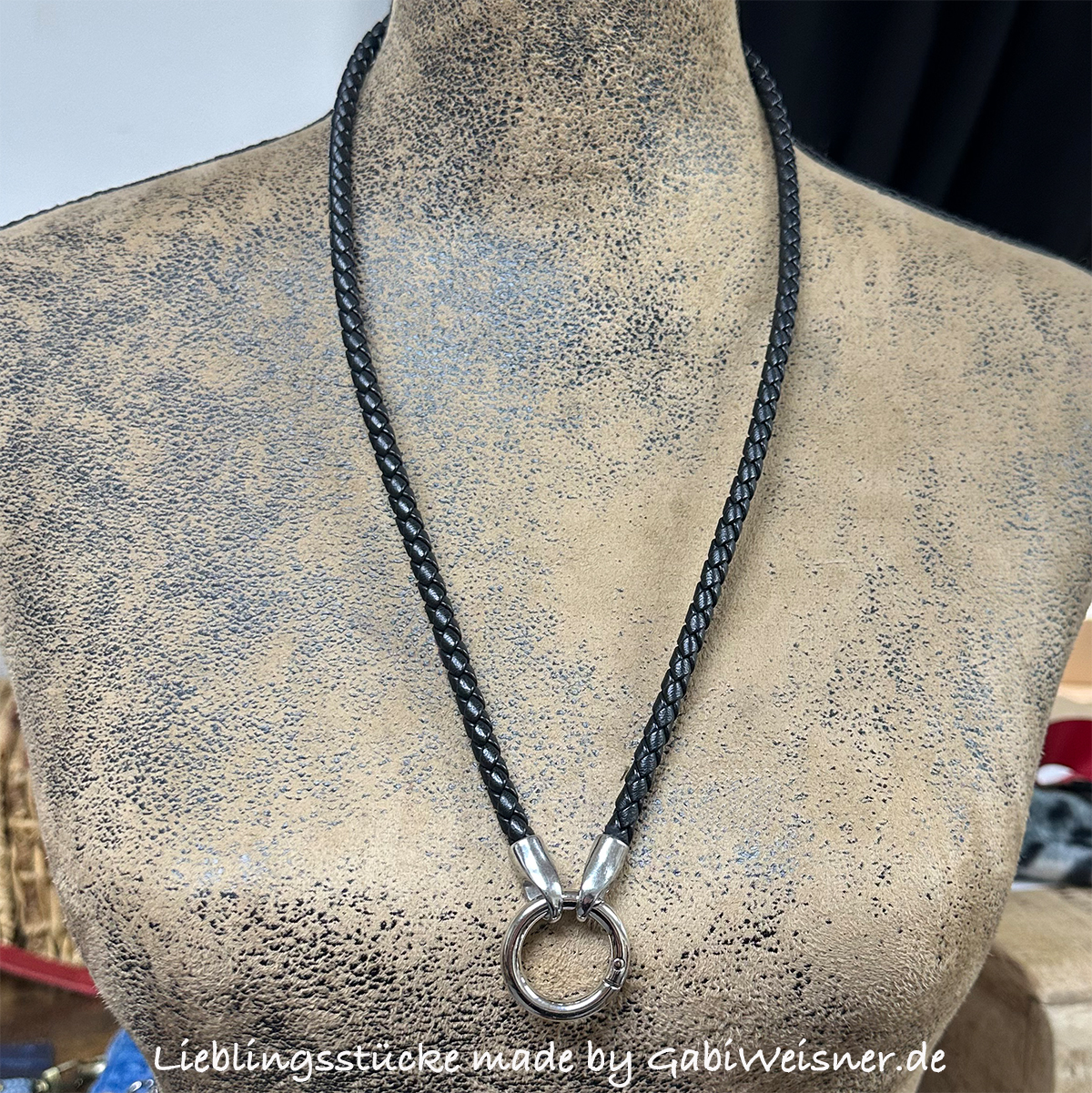 Schlüsselkette aus Leder