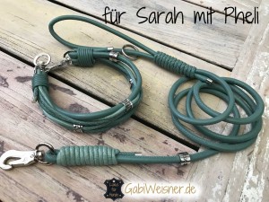 Hundehalsband mit passender Hundeleine aus Leder gibt es nach Maß bei www.GabiWeisner.de